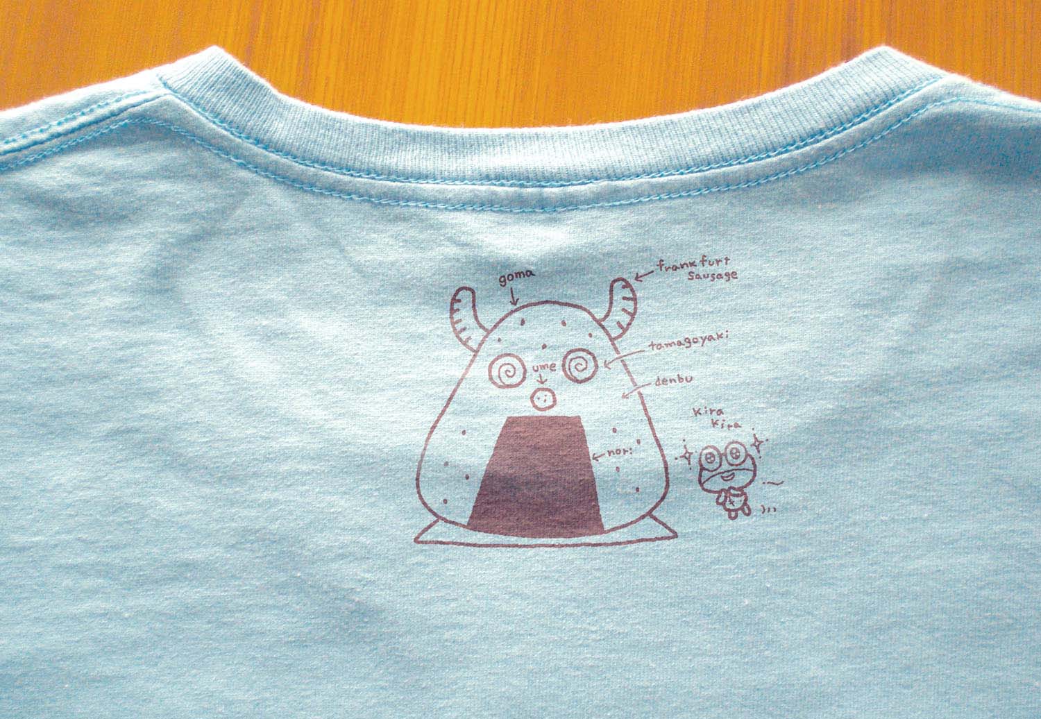 いつもいっしょ！Tシャツ首元